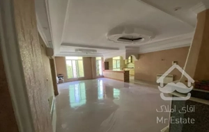 ۱۳۵متر/آپارتمان/شهرک غرب/فول امکانات/بازسازی شده