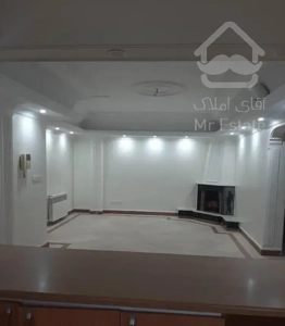 ۷۷ متر ۲ خواب نورگیر قاب میدان ۵۳ نارمک تخلیه