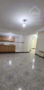 80 متری مرکز شهر با اسانسور