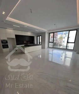قیطریه ۱۲۵ متر کلیدنخورده غرق نور - رهبر