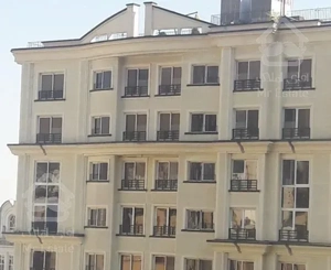 آپارتمان ۲ خواب ۱۳۰ متری در نیاوران