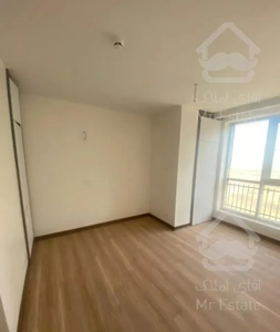 برج مجلل خرازی غرب دریاچه ۱۱۴متری۲خ نورگیر