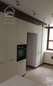 محمودیه // 140متر // سه خواب