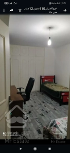 ۱۱۰متر کم واحد  خوش نقشه سالن و اتاقها پرده خور.۱۲متری اسلامی