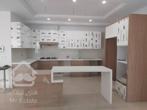 120 متر لوکیشن ناب پاسداران