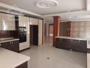 فروش آپارتمان 200 متر دروس