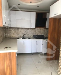 ۷۱متر ۲خواب با پارکینگ خطی رو به آفتاب