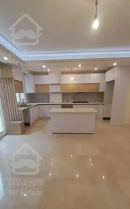 ۸۹ متر / نوساز / خوش نقشه / دارای لابی و لابی من