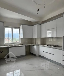 ۱۱۵ متری / دلباز و خوشگل / آماده چیدن وسایل