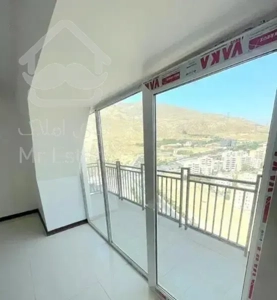 ۷۵متر/دریاچه چیتگر/وام دار/تمام امکانات/ اقساط