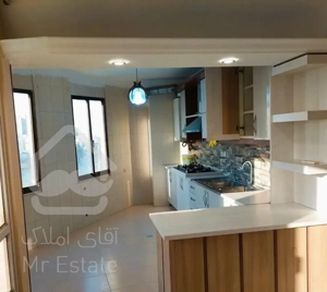 آپارتمان95متر / دونبـش جـنـوبی / جـلـال آل احـمـد