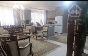۸۸ متر ۲ خواب سند اماده نور مستقیم ولیعصر ورداورد