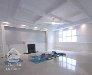 آپارتمان ۱۴۰ متری ، نیاوران