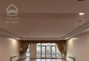 ۱۲۲متر /پرده خور / رو به آفتاب