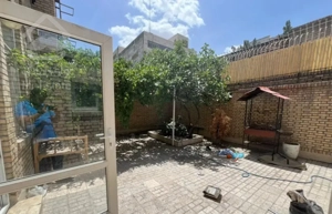 ۲۳۰متر دومعبر ابتدا صیاد نزدیک وکیل اباد۲۰۰متر بنا