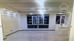 خرید و فروش آپارتمان 117 متر 2 خوابه شاهین شمالی