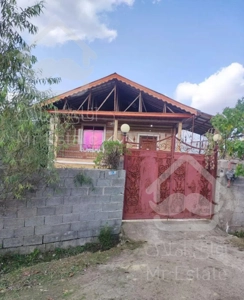 400متر زمین 100بنا شاندرمن زیبا