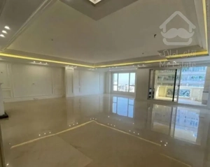پاسداران / ۲۸۰ متر / ۳خواب مستر / ۳ پارکینگ