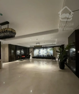 ۱۲۳متر/ تاپ لوکیشن دیباجی/نوساز/دو خواب مستر