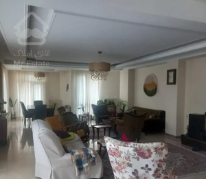 قلهک/۱۵۰متر/۲خوابه/تک واحدی/نور اکواریوم