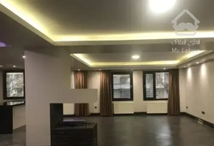 ۱۸۰ متری الهیه / غرق در نور / خوش‌ساخت