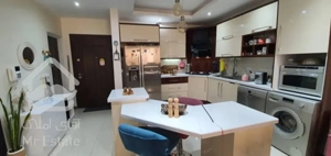 ۶۰متر کم سن در پونک اشرفی اصفهانی