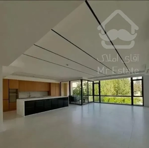 ۱۶۵ متر/۳ خواب / ۲ پارکینگ سندی