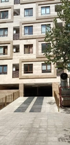 آپارتمان ۱۴۰ متری نوساز