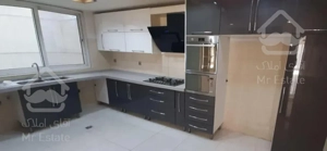 آپارتمان ۱۲۰ متری / آجودانیه