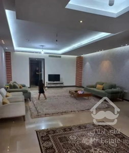 آپارتمان۱۴۲ متری، 2خ، پونک، فکوری، ویو تهران