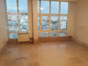 ۶۳ متر اداری  فلکه دوم صادقیه