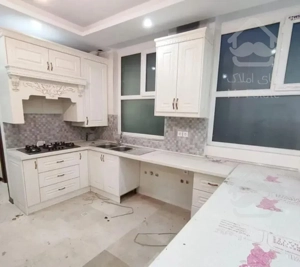 فروش واحد۸۰ متری خوش نقشه