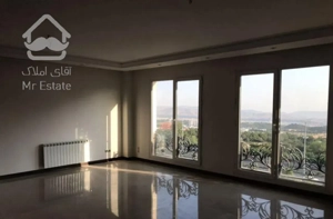 سوهانک/ 170متر/ 2پارکینگ/ تراس قابل چیدمان