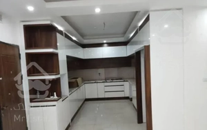 تک واحدی زیباشهر