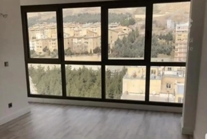 ۱۴۹ متر ۳  خواب بالای کاج نزدیک پارک