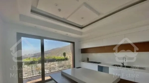 درکه ۲۳۰ متر/ طبقه ۱۱/ دید ۳۶۰ درجه/ ۳ پارکینگ