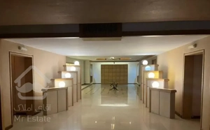 ۲۴۰ متر باغ فردوس میزبان