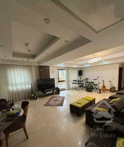 ۱۴۰ متر ۲ خواب **برج باغ**