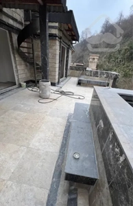 پنت با استخر و ۲۹۰ متر تراس و بام اختصاصی