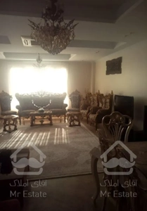 100 متر لوکیشن دنج دروس