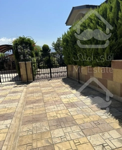 ویلا خوش نقشه در مجموعه