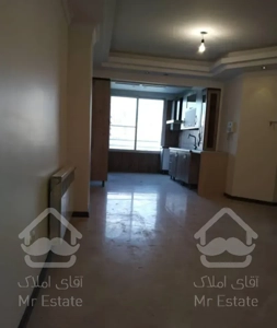 آپارتمان ۸۱ متری فول دو خواب بازسازی شده