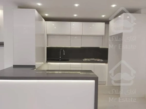 130 متر تاپ لوکیشن دروس