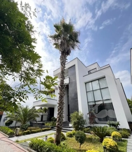 ویلا دوبلکس استخردار و فول فرنیش رویان