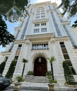 ۲۴۰ متر ۴خواب ۲جهت نور و ویو