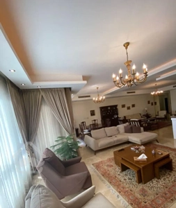 ۱۸۰ متر/۳ خواب/۲پارکینگ/جماران