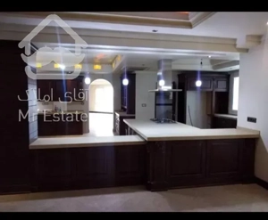 رهن اپارتمان ۴۱۰متری در فرمانیه