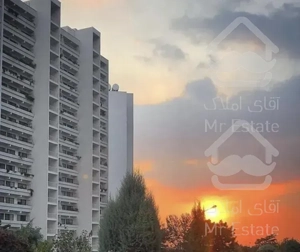 شهرک امید / ١٣٢ متر / ٢ خواب