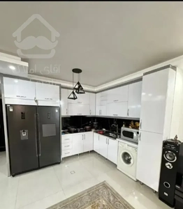 فروش  شمالی و جنوبی طبقه اول شهرک سیمرغ