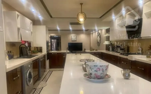۱۷۴متر تاپ لوکیشن نیاوران